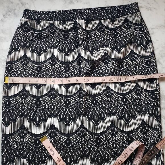 Melissa Page Black and White Skirt Size Small - Picture 6 of 12
